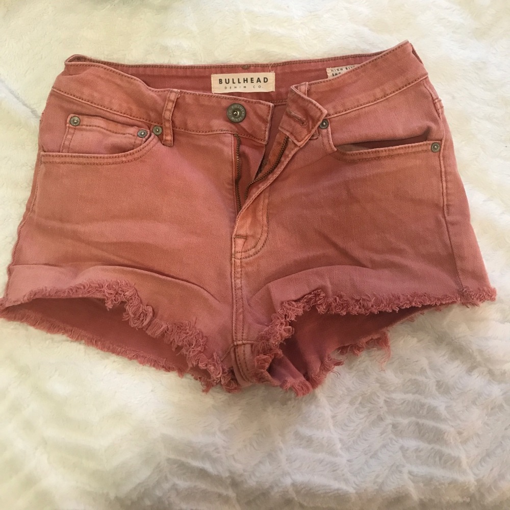 Bull head rust colored shorts